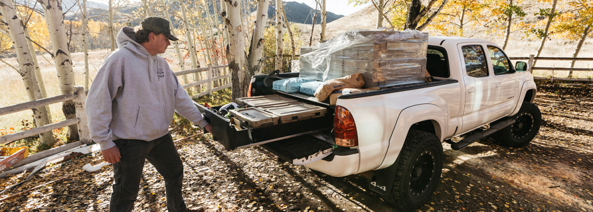 Sistemi di carico DECKED per pick-up e veicoli da lavoro