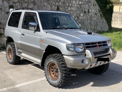PAJERO V20