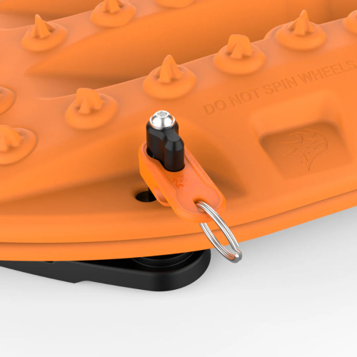 PERNO UNIVERSALE PER FISSAGGIO MAXTRAX CON PORTACHIAVI - ARANCIONE