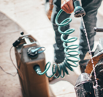 ARB ONTAP DOCCIA PORTATILE CON TANICA NERA