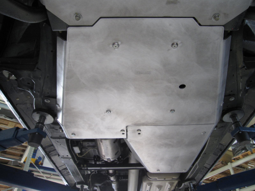 PROTEZIONE SOTTOSCOCCA DIFFERENZIALE E RIDUTTORE PER ISUZU DMAX DAL 2020 IN POI