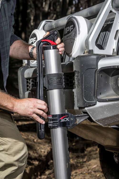 ARB BINDA IDRAULICA JACK - PORTATA 2000 Kg - PESO 10 Kg