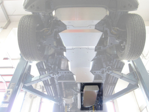 PROTEZIONE SOTTOSCOCCA SERBATOIO X-CLASS/NAVARAD23/ALASKAN DOPPIA CABINA ALLUMINIO 6MM