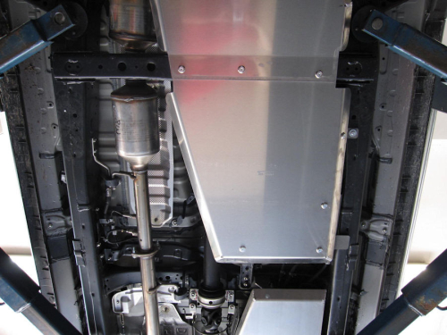 PROTEZIONE SOTTOSCOCCA CAMBIO E RIDUTTORE HILUX DAL 2016 IN POI DIESEL