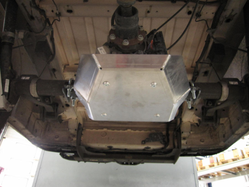 PROTEZIONE SOTTOSCOCCA POSTERIORE VW CRAFTER DAL 2017 IN POI