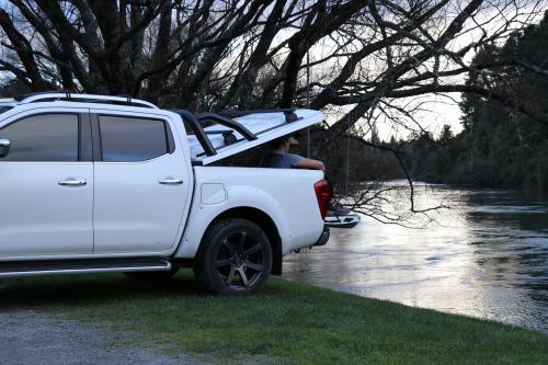 ARB COPERTURA SPORTLID PER NISSAN NAVARA DOPPIA CABINA DAL 2014 IN POI