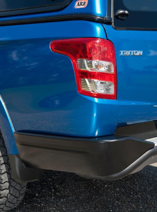 ARB PARAURTI POSTERIORE PER MITSUBISHI L200 TRITON DAL 2015 IN POI