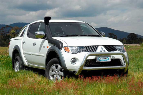 SAFARI SNORKEL SS661HF MITSUBISHI L200 DAl 2007 IN POI